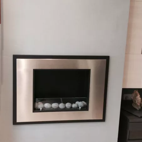 Cheminée murale inox brossé Insignal 3kW Couleur Inox brossé Option Vitre pare feu