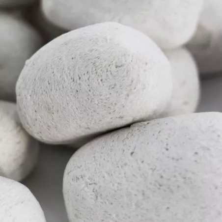 Decorative pebbles for ethanol fireplaces Colour White